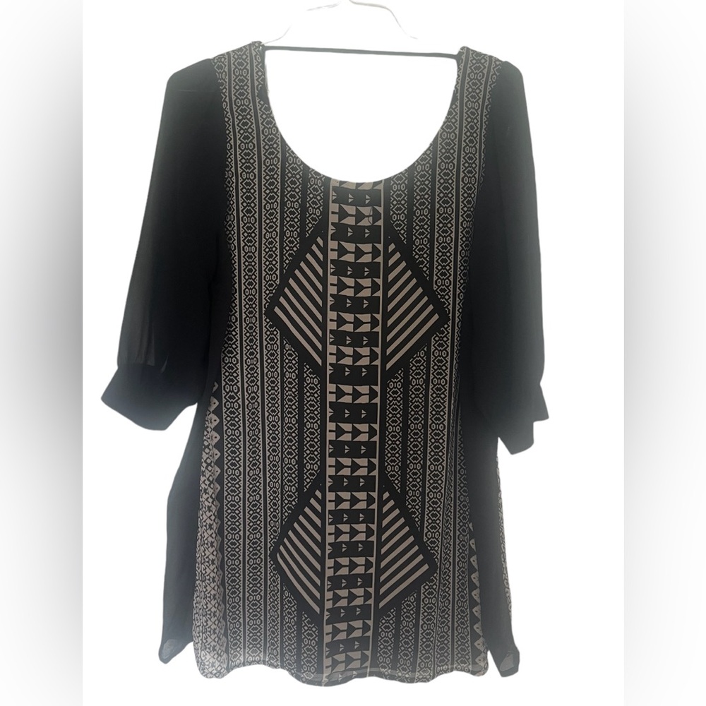 NWT BigStrikeusa Women’s Black/Ivory Art Deco Boho Mini Dress SzM Abstract